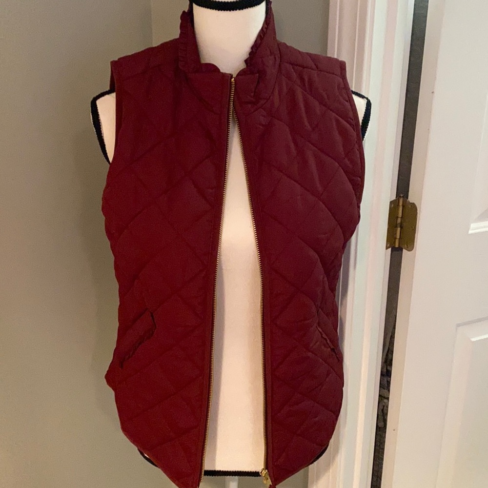 J Crew mercantile zip vest with ruffles size xs. Maroon red color.